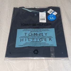 Tommy Hilfiger Graphic Tee. In blue size extra large